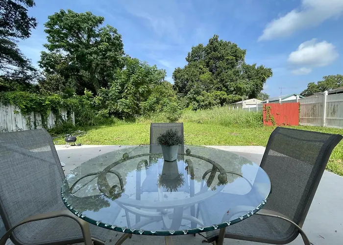 Cozy Stylish Chic Home Ybor, Dt Central Location